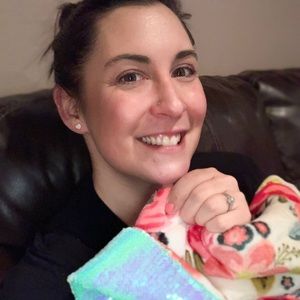 Meet your Posher, Crystal